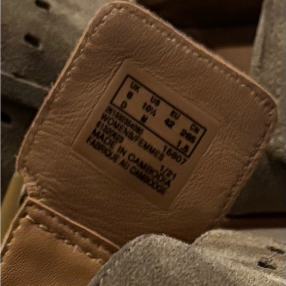 Clarks Brown Suede Sandals - Picture 3 of 4